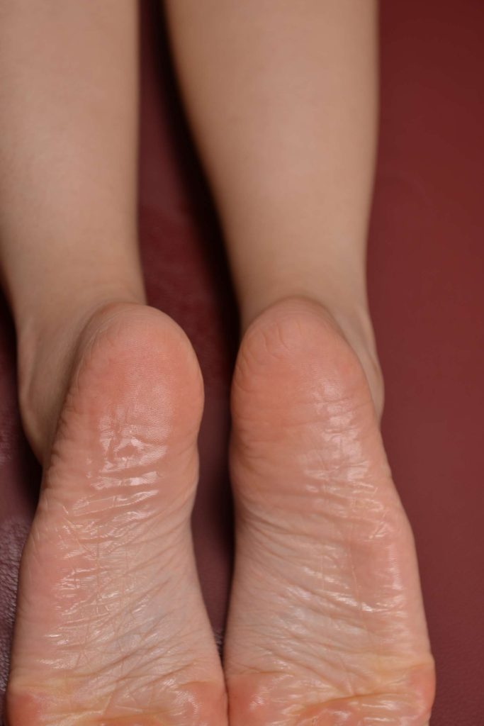 玉足网:高跟美腿玉足的视觉盛宴插图5 玉足网:高跟美腿玉足的视觉盛宴插图5